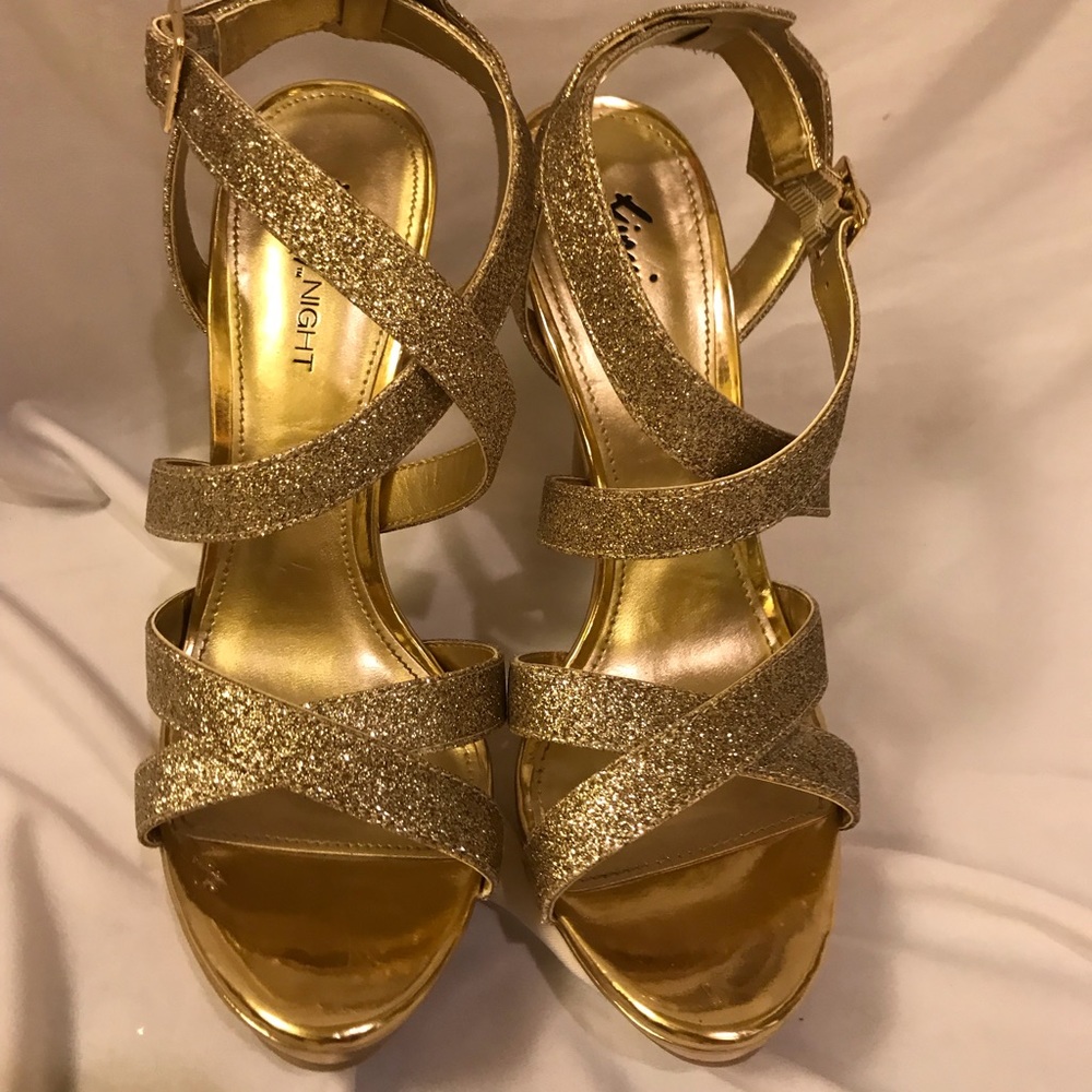 Gold platform scrappy heels